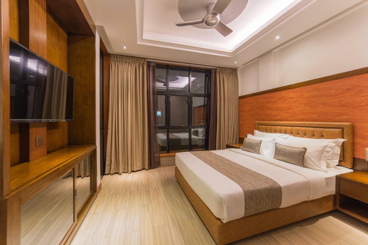Samann Host Hotell Hulhumalé Eksteriør bilde